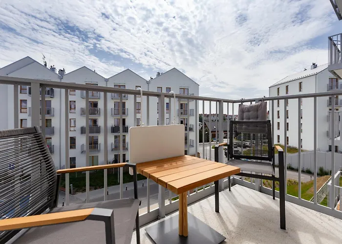 Skandinavia Deluxe By Bookinghost