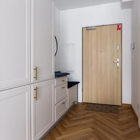 Skandinavia Deluxe By Bookinghost * 그단스크